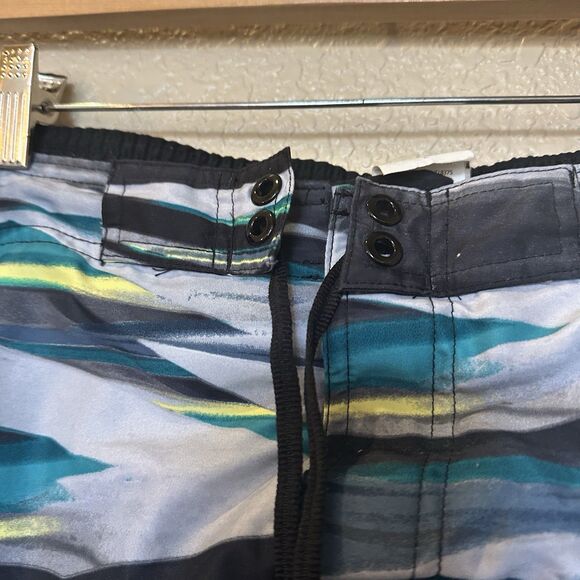 Nike Men's Multicolor Polyester Pull On Swim Trunk Logo Print Shorts Size large - Picture 4 of 6